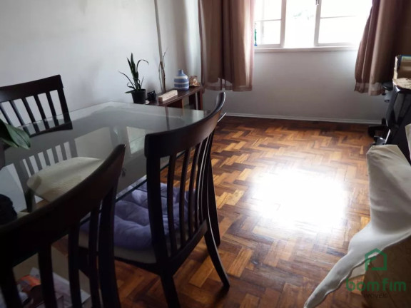Imagem Apartamento com 2 Quartos à Venda, 71 m² em Centro - Porto Alegre Imagem Apartamento com 2 Quartos à Venda, 71 m² em Centro - Porto Alegre