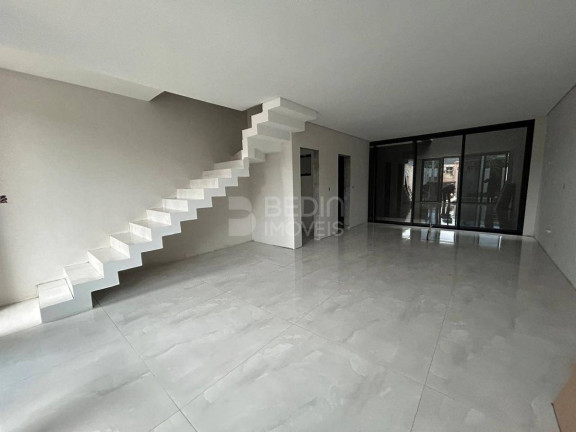 Imagem Sobrado com 3 Quartos à Venda, 240 m² em Barra - Balneário Camboriú Imagem Sobrado com 3 Quartos à Venda, 240 m² em Barra - Balneário Camboriú