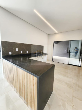 Imagem Casa com 3 Quartos à Venda, 145 m² em Residencial Canadá - Goiânia