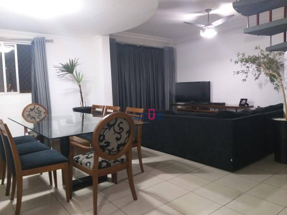 Apartamento com 3 Quartos à Venda, 215 m² em Estuário - Santos