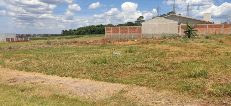 Terreno à Venda, 504 m² em Canadá - Cascavel