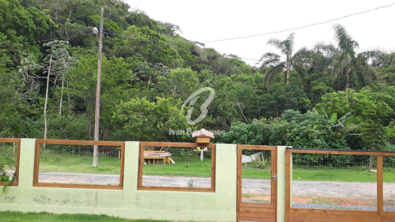 Imagem Casa com 3 Quartos à Venda, 90 m² em Morrinhos - Bombinhas Imagem Casa com 3 Quartos à Venda, 90 m² em Morrinhos - Bombinhas