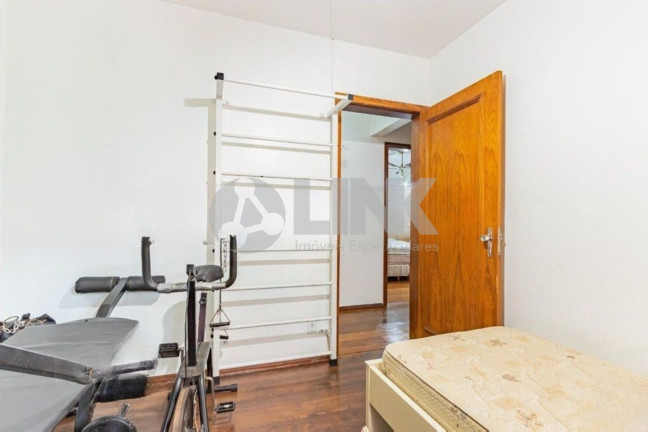 Imagem Apartamento com 3 Quartos à Venda, 120 m² em Moinhos De Vento - Porto Alegre