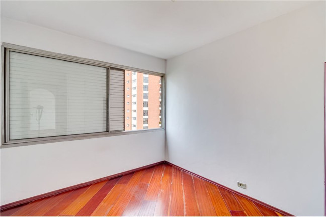 Imagem Imóvel com 2 Quartos à Venda,  em Campo Belo - São Paulo