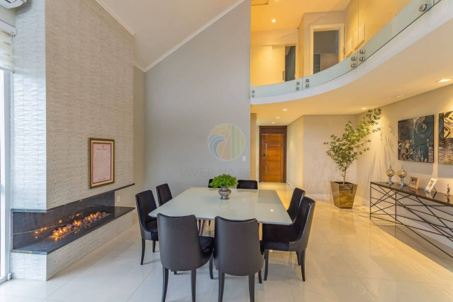 Imagem Casa com 3 Quartos à Venda, 380 m² em Camboriú Imagem Casa com 3 Quartos à Venda, 380 m² em Camboriú