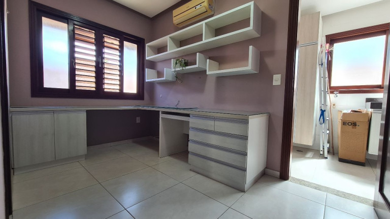 Imagem Imóvel com 4 Quartos para Alugar, 258 m² em Parque Do Jiqui - Parnamirim Imagem Imóvel com 4 Quartos para Alugar, 258 m² em Parque Do Jiqui - Parnamirim