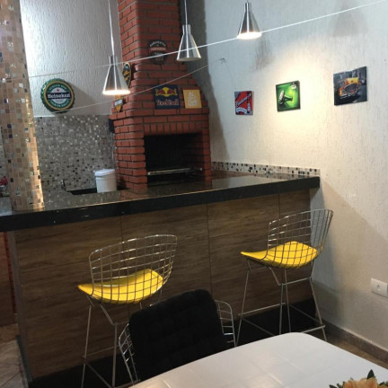 Imagem Casa com 3 Quartos à Venda, 200 m²