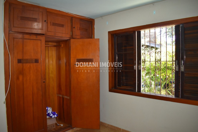 Imagem Casa com 4 Quartos à Venda, 276 m² em Região Da Abernéssia - Campos Do Jordão Imagem Casa com 4 Quartos à Venda, 276 m² em Região Da Abernéssia - Campos Do Jordão