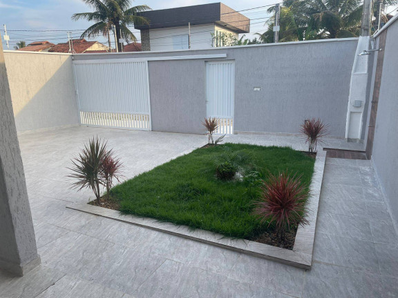 Imagem Casa com 4 Quartos à Venda, 350 m² em Maria Helena Novaes - Peruíbe Imagem Casa com 4 Quartos à Venda, 350 m² em Maria Helena Novaes - Peruíbe