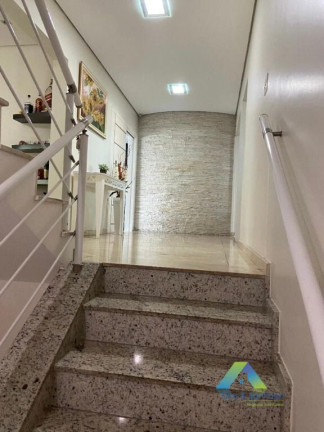 Imagem Sobrado com 3 Quartos à Venda, 480 m² em Jardim - Santo André Imagem Sobrado com 3 Quartos à Venda, 480 m² em Jardim - Santo André