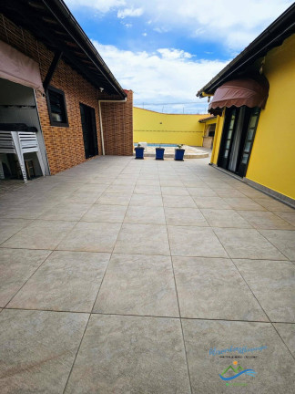 Imagem Casa com 6 Quartos à Venda, 300 m² em Jd Suarão - Itanhaém Imagem Casa com 6 Quartos à Venda, 300 m² em Jd Suarão - Itanhaém