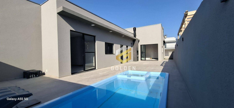 Imagem Casa com 3 Quartos à Venda, 180 m² em Santa Regina - Camboriú Imagem Casa com 3 Quartos à Venda, 180 m² em Santa Regina - Camboriú