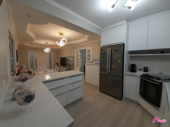 Imagem Casa com 2 Quartos à Venda, 100 m² em Centro - Palhoça Imagem Casa com 2 Quartos à Venda, 100 m² em Centro - Palhoça