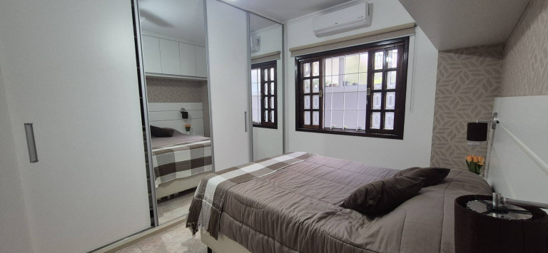 Imagem Casa com 2 Quartos à Venda, 141 m² em Jardim Sul - São José Dos Campos Imagem Casa com 2 Quartos à Venda, 141 m² em Jardim Sul - São José Dos Campos