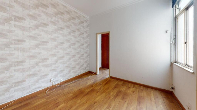 Imagem Imóvel com 1 Quarto à Venda, 45 m² em Copacabana - Rio De Janeiro Imagem Imóvel com 1 Quarto à Venda, 45 m² em Copacabana - Rio De Janeiro