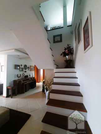 Imagem Cobertura com 3 Quartos à Venda, 233 m² em Trindade - Florianópolis