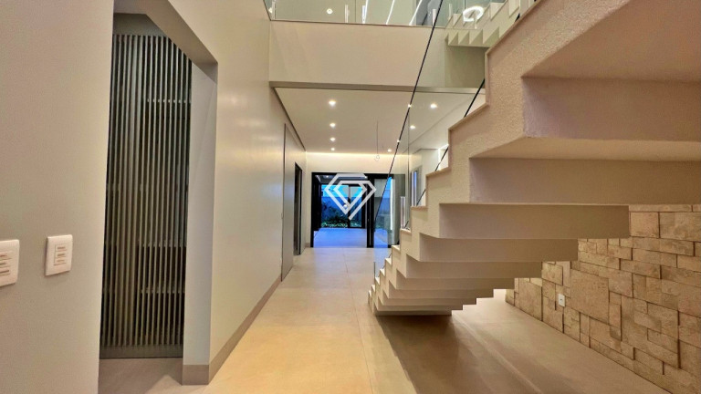 Imagem Imóvel com 4 Quartos à Venda, 382 m² em Plano Diretor Sul - Palmas Imagem Imóvel com 4 Quartos à Venda, 382 m² em Plano Diretor Sul - Palmas