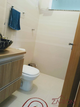 Imagem Casa com 4 Quartos à Venda, 230 m² em Piracangaguá - Taubaté Imagem Casa com 4 Quartos à Venda, 230 m² em Piracangaguá - Taubaté
