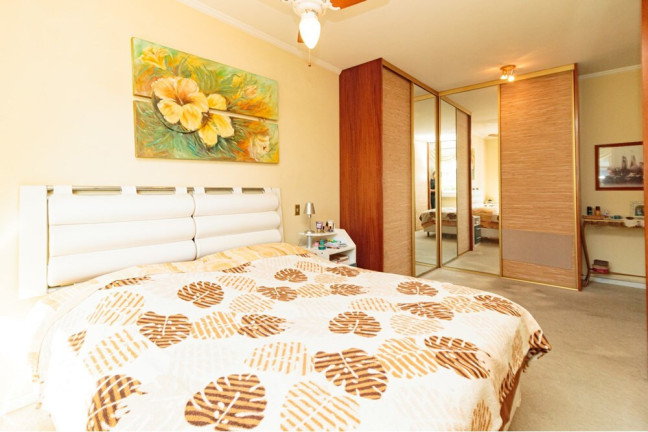 Imagem Apartamento com 3 Quartos à Venda, 152 m² em Rio Branco - Porto Alegre Imagem Apartamento com 3 Quartos à Venda, 152 m² em Rio Branco - Porto Alegre