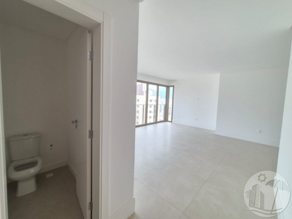 Imagem Apartamento com 4 Quartos à Venda, 138 m² em Centro - Balneário Camboriú Imagem Apartamento com 4 Quartos à Venda, 138 m² em Centro - Balneário Camboriú