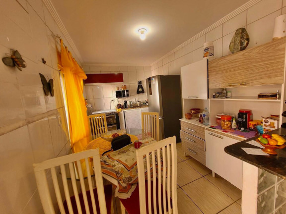 Imagem Casa com 3 Quartos à Venda, 117 m² em Maracanã - Praia Grande Imagem Casa com 3 Quartos à Venda, 117 m² em Maracanã - Praia Grande