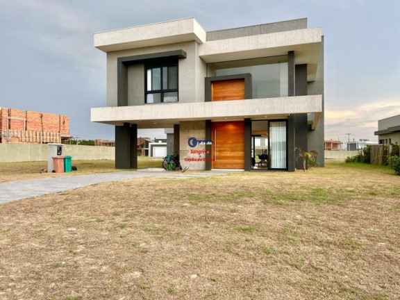 Imagem Casa de Condomínio com 4 Quartos à Venda, 220 m² em Capão Novo - Capão Da Canoa Imagem Casa de Condomínio com 4 Quartos à Venda, 220 m² em Capão Novo - Capão Da Canoa