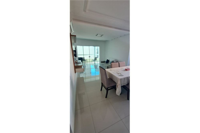 Imagem Apartamento à Venda, 9.300 m² em Meia Praia - Itapema Imagem Apartamento à Venda, 9.300 m² em Meia Praia - Itapema