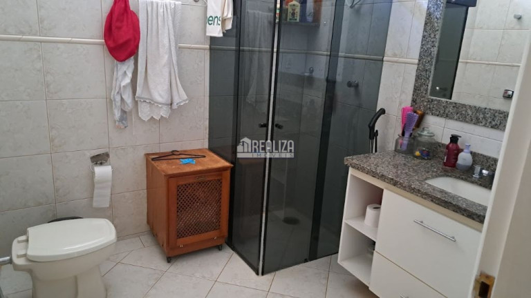 Imagem Casa com 3 Quartos à Venda, 308 m² em Jardim São Bento - Uberaba Imagem Casa com 3 Quartos à Venda, 308 m² em Jardim São Bento - Uberaba