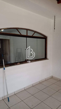Imagem Casa com 3 Quartos à Venda, 180 m² em Vila Scarpelli - Santo André Imagem Casa com 3 Quartos à Venda, 180 m² em Vila Scarpelli - Santo André