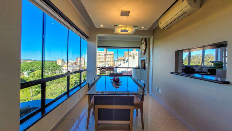 Imagem Apartamento com 3 Quartos à Venda, 106 m² em Jardim Itu - Porto Alegre Imagem Apartamento com 3 Quartos à Venda, 106 m² em Jardim Itu - Porto Alegre