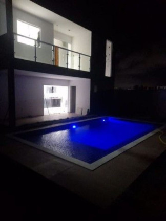 Imagem Casa com 3 Quartos à Venda, 180 m² em Arembepe - Camaçari Imagem Casa com 3 Quartos à Venda, 180 m² em Arembepe - Camaçari
