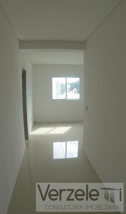Imagem Apartamento com 4 Quartos à Venda, 136 m² em Pioneiros - Balneário Camboriú