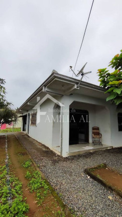 Imagem Casa com 2 Quartos à Venda, 574 m² em Espinheiros - Joinville Imagem Casa com 2 Quartos à Venda, 574 m² em Espinheiros - Joinville