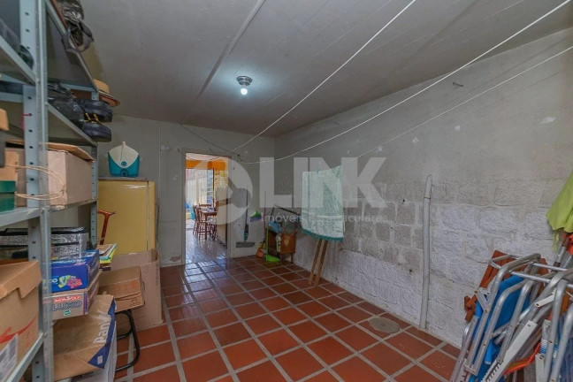 Imagem Casa com 3 Quartos à Venda, 258 m² em Chácara Das Pedras - Porto Alegre