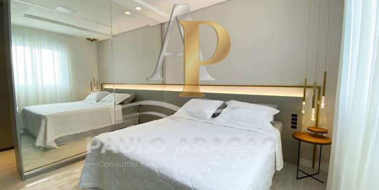Imagem Cobertura com 4 Quartos à Venda, 183 m² em Centro - Balneário Camboriú Imagem Cobertura com 4 Quartos à Venda, 183 m² em Centro - Balneário Camboriú