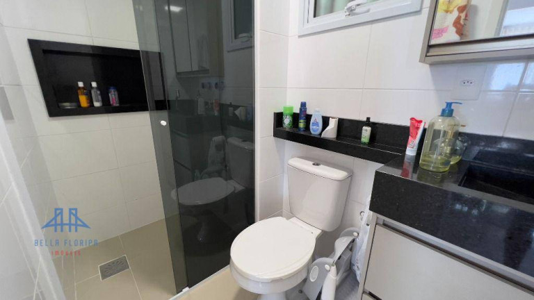 Imagem Cobertura com 3 Quartos à Venda, 109 m² em Capoeiras - Florianópolis