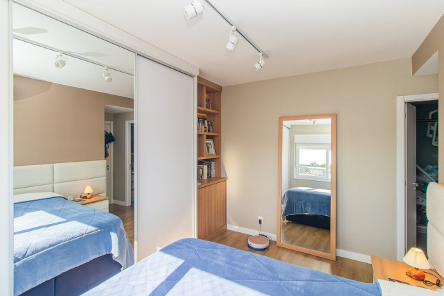 Imagem Imóvel com 2 Quartos à Venda, 65 m² em Higienópolis - Porto Alegre Imagem Imóvel com 2 Quartos à Venda, 65 m² em Higienópolis - Porto Alegre