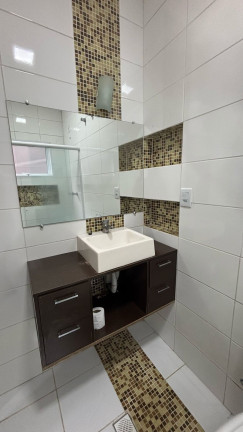 Imagem Casa com 3 Quartos para Alugar, 92 m² em Vila Mogilar - Mogi Das Cruzes Imagem Casa com 3 Quartos para Alugar, 92 m² em Vila Mogilar - Mogi Das Cruzes