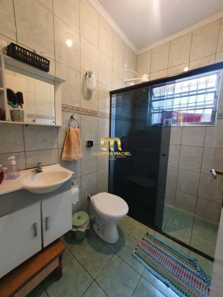 Imagem Casa com 4 Quartos à Venda,  em Guilhermina - Praia Grande