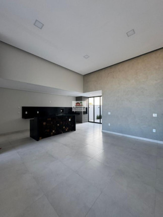 Imagem Casa com 3 Quartos à Venda, 140 m² em Wanel Ville - Sorocaba Imagem Casa com 3 Quartos à Venda, 140 m² em Wanel Ville - Sorocaba