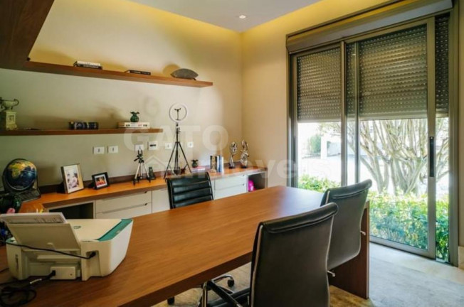 Imagem Casa com 8 Quartos à Venda, 1.164 m² em Alphaville - Santana De Parnaíba Imagem Casa com 8 Quartos à Venda, 1.164 m² em Alphaville - Santana De Parnaíba