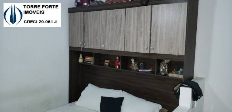 Imagem Casa com 3 Quartos à Venda, 180 m² em Jardim Vila Galvão - Guarulhos Imagem Casa com 3 Quartos à Venda, 180 m² em Jardim Vila Galvão - Guarulhos