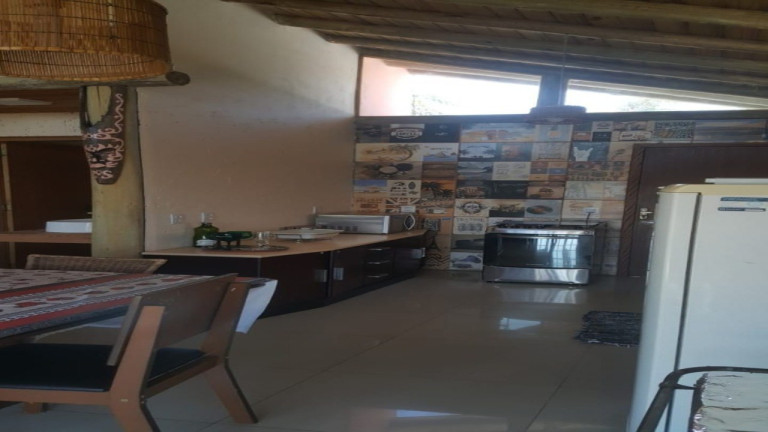 Imagem Imóvel com 2 Quartos à Venda, 130 m² em Praia Do Rosa - Imbituba Imagem Imóvel com 2 Quartos à Venda, 130 m² em Praia Do Rosa - Imbituba