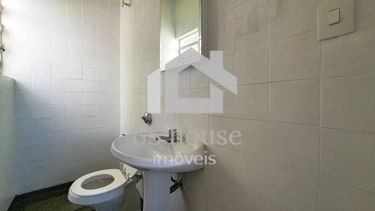 Imagem Sobrado com 8 Quartos para Alugar, 349 m² em Vila Bastos - Santo André
