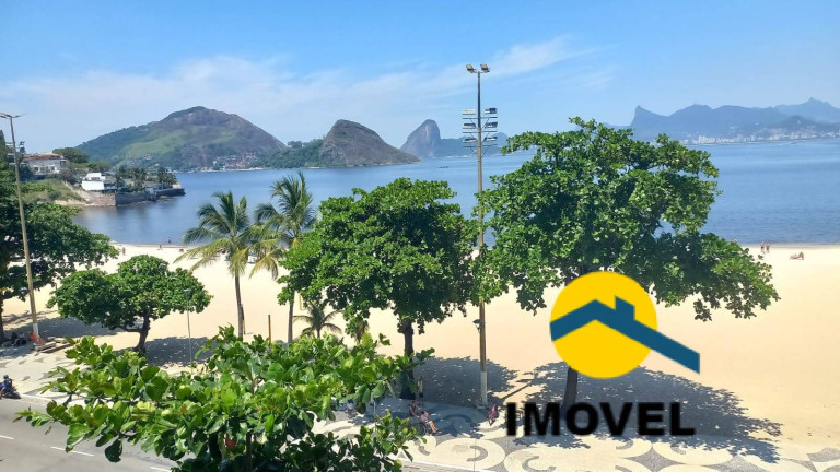 Imagem Apartamento com 4 Quartos à Venda, 220 m² em Icaraí - Niterói