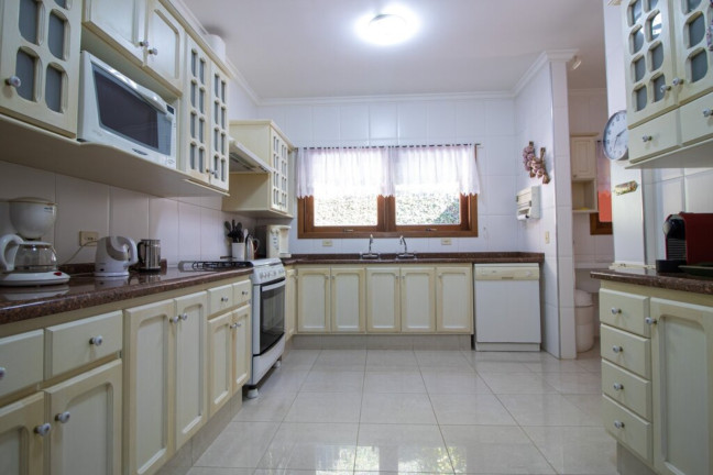 Imagem Imóvel com 4 Quartos à Venda, 445 m² em Campos Do Jordão - Campos Do Jordão Imagem Imóvel com 4 Quartos à Venda, 445 m² em Campos Do Jordão - Campos Do Jordão