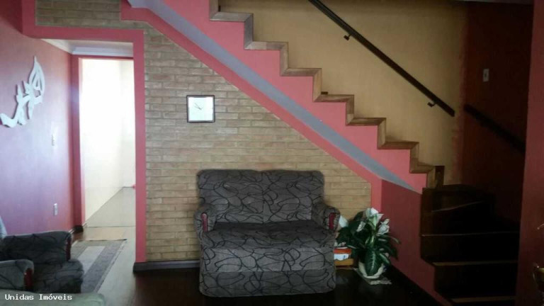 Imagem Casa com 2 Quartos à Venda, 160 m² em Jardim Regis - São Paulo