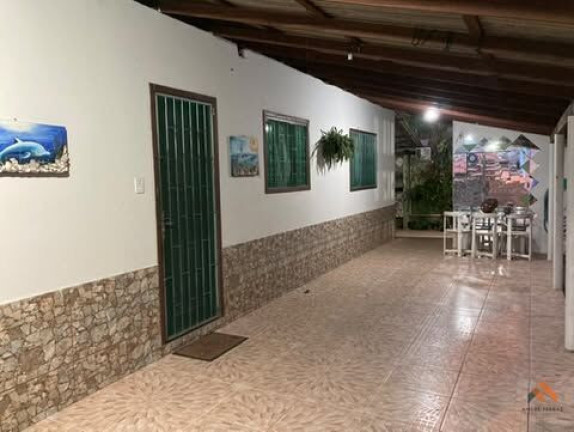 Imagem Casa com 3 Quartos à Venda, 69 m²