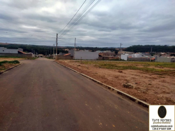 Imagem Imóvel com 1 Quarto à Venda, 360 m² em Centro - Caldas Novas Imagem Imóvel com 1 Quarto à Venda, 360 m² em Centro - Caldas Novas