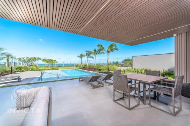 Imagem Casa com 5 Quartos à Venda, 458 m² em Praia Do Estaleiro - Balneário Camboriú Imagem Casa com 5 Quartos à Venda, 458 m² em Praia Do Estaleiro - Balneário Camboriú